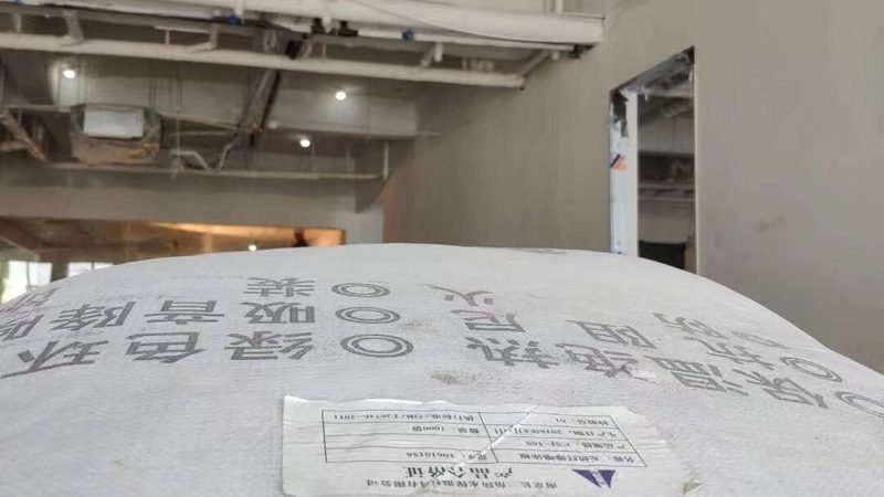 以下是一些在市场上口碑较好的防水涂料品牌：